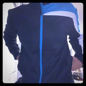 SUPER FRESH ZIP UP 💙🤍